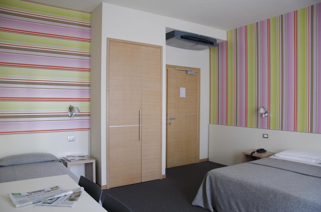 Key Hotel Vicenza Esterno foto