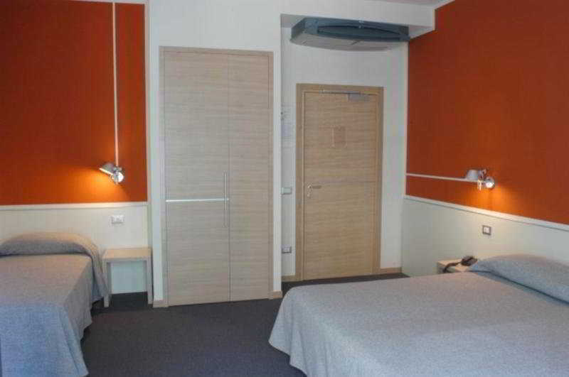 Key Hotel Vicenza Esterno foto